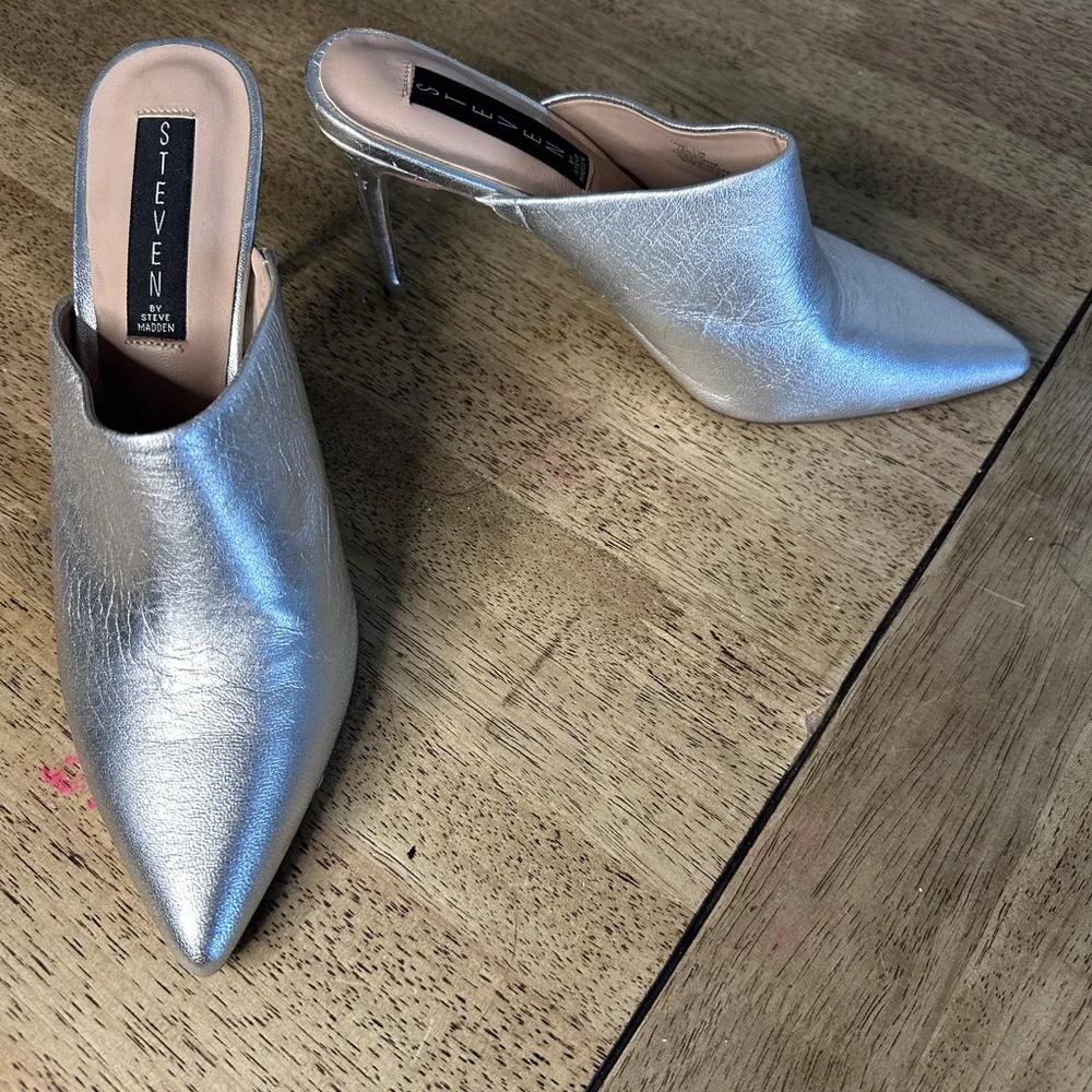 Steven By Steve Madden Silver Mules - Picture 2 of 3